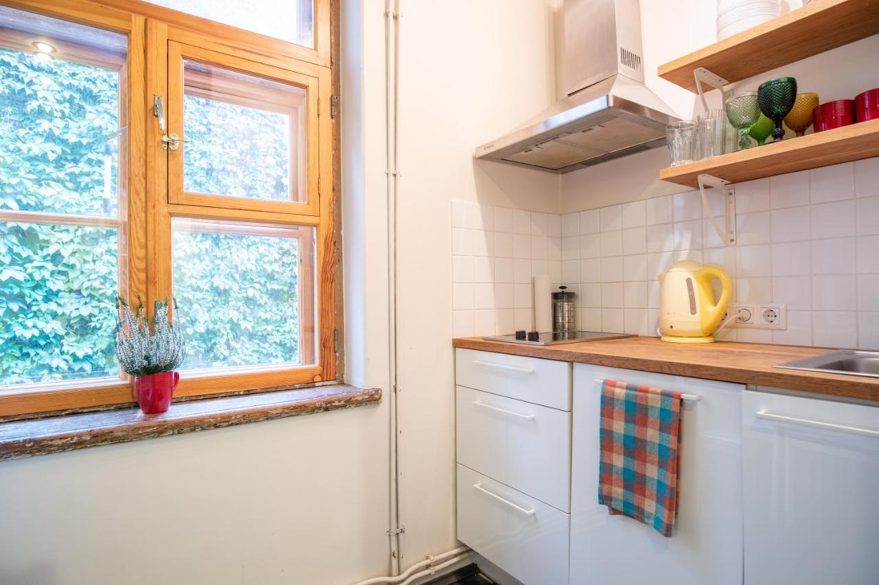 Dream - Bright 2-bedroom 2-floor Old Town Apartment